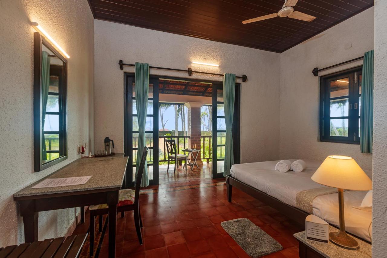 Saffronstays Blue Flag House, A 3-Bdr Beachfront Villa In Hejamady Mangaluru Exterior foto
